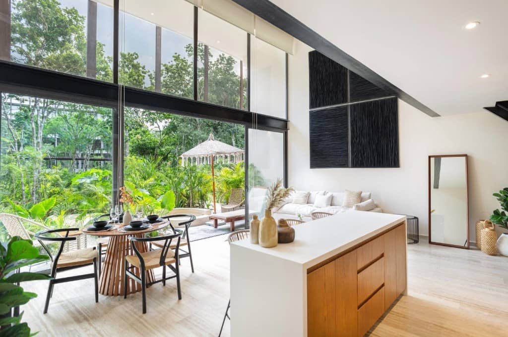 Akumal Airbnb-managed unit documented in owner report