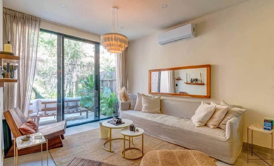 Managed residence operations on Isla Mujeres
