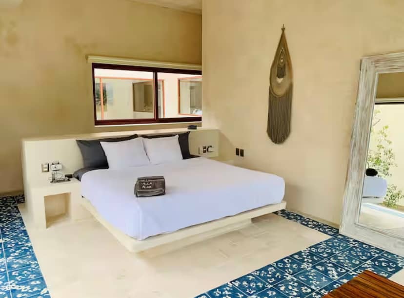 Cozumel residence under property-care inspection
